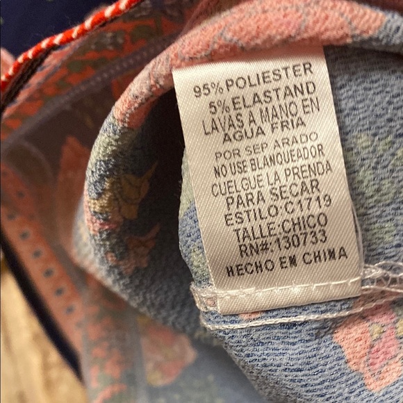 Umgee Floral Navy Off-Shoulder Top Size S - Picture 8 of 8